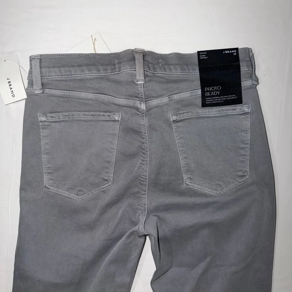 J Brand Selena MidRise Crop Boot Jeans Georgetown Grey Raw Hem 28 NWT Kick Flare - Picture 13 of 13